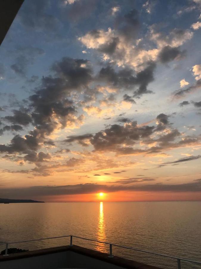 Terrazza Sul Mare Apartment Pizzo  Bagian luar foto